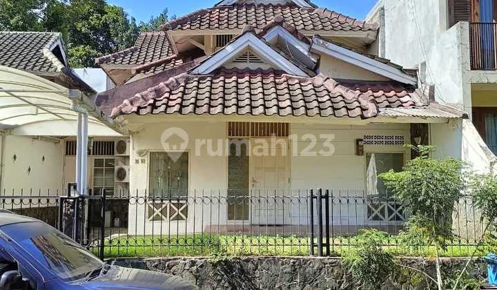 Miliki Segera! Hunian Asri & Luas , di Taman Rempoa Indah - Lingkungan Tenang, Privasi Terjamin