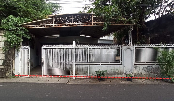 Rumah Mewah 2 Lantai SHM di Cawang Jaktim -,Strategis Dekat Tol & LRT