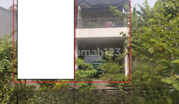 Ekslusive-Rumah Mewah 2 Lantai- Selangkah ke Halte Transjakarta, Strategis & Bebas Banjir!