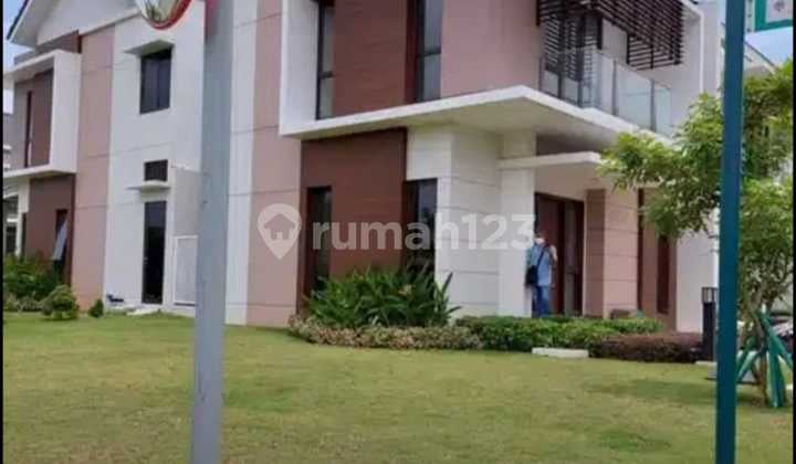 Dijual Rumah Hook di Cluster Burgubdi - Sumarecon Bekasi