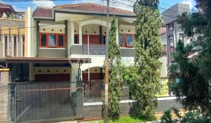 Rumah Tinggal Nyaman 2 LT Daerah Arcamanik