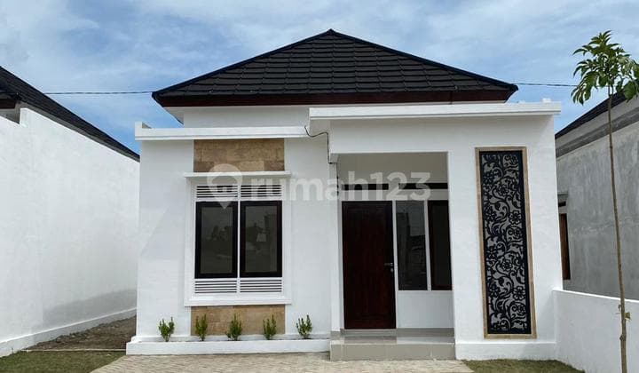 Minimalist and Functional House, Close to Mataram City Center
