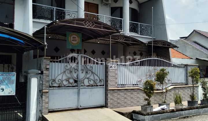 Dijual Rumah Siap Huni 2 Lantai Jemursari Termurah di Lokasi