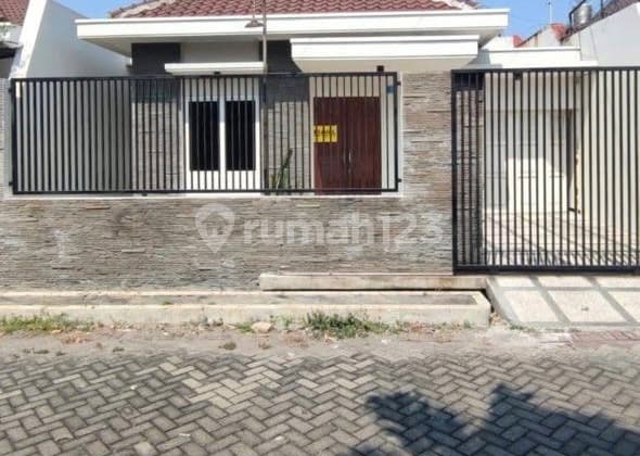 Dijual Rumah Baru Gress, Manyar Tirtoyoso