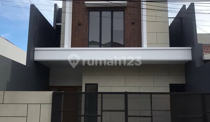 Rungkut Asri, Dijual Rumah Baru Gress Minimalis Modern