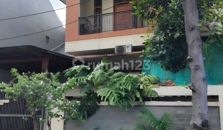 Beautiful Central Jakarta House Ready to Occupy, Negotiable Price