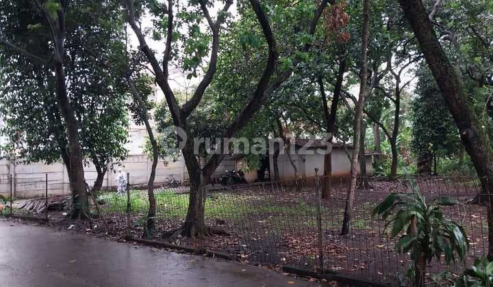 Jual Tanah Belakang Raffles Hills Cibubur Harga Murah