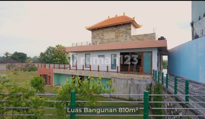 Villa Jimbaran Badung dengan Lahan Luas