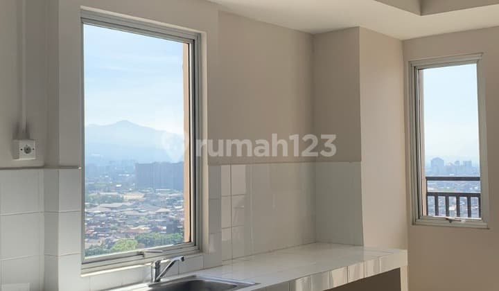 Apartemen View Corner Cantik 3 Bed Room