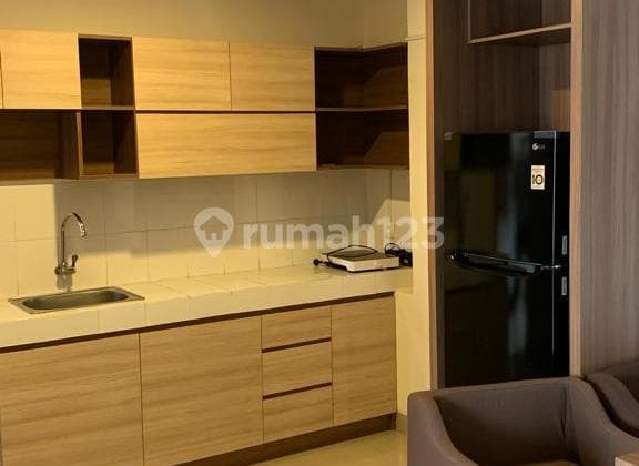 Beverly Dago Apartment
