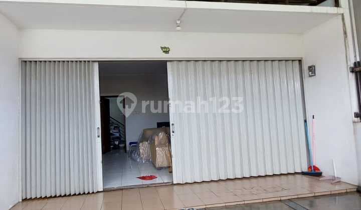 House in Taman Kopo Ketapang