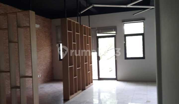 Ruko Strategis di Jl Peta