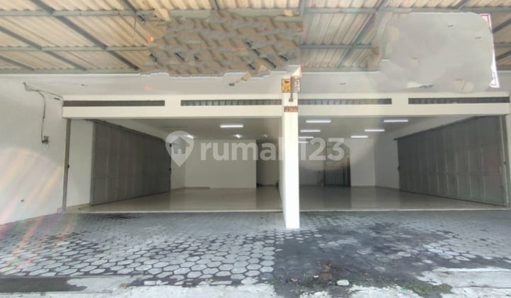 Ruko Rendeng Strategis di Moh Toha