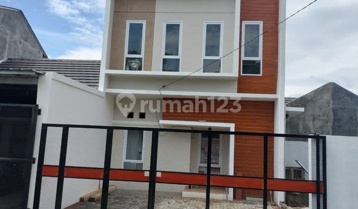Ready to Occupy House at Taman Kopo Ketapang