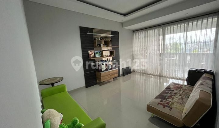 Rumah Bagus di Cherry Field