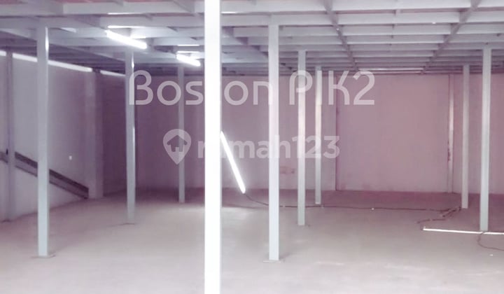 Sewa Gudang 9X18 Sedayu Bizpark Cakung Bangunan 2 Lantai