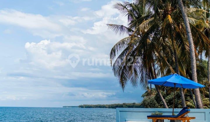 Jual Villa 500 M2 Depan Bibir Pantai Buleleng Bali 2 Lantai