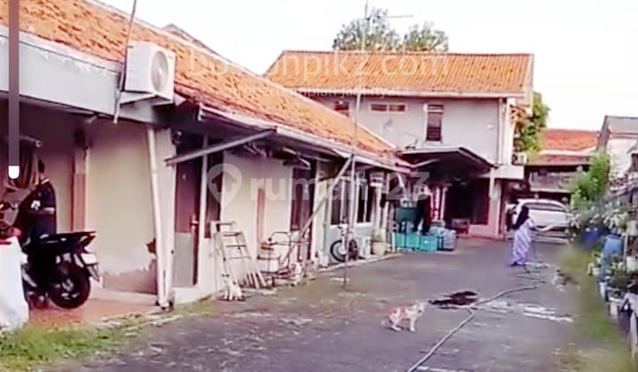 Jual Dibawah NJOP Rumah Kost Kontrakan 35 Pintu 1700 M2 Samping Logistik Mabes Polri Cipinang Rawamangun - Sell Guest House 35 Doors 1700 Sqm Near Logistik Mabes Polri Cipinang Rawamangun