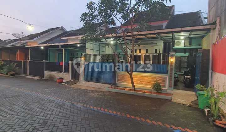 Lingkungan Kampus Full Furnished, Unmuh 3 Menit, Unej 5 Menit