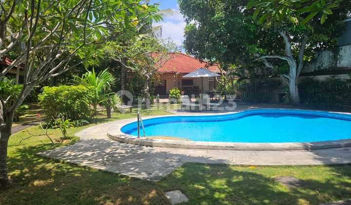 Private Villa di Pusat Seminyak, Bali. Dekat Pantai & Pusat Hiburan
