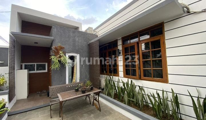 Rumah Griya Mas Dekat Exit Tol Pasteur Bandung Dekat Maranatha