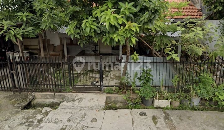 Tanah 297 M2 Bonus Rumah 1 Lantai di Cempaka Putih Jakarta Pusat