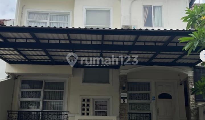 Rumah 2 Lantai Luas Tanah 200 M2 di Cilandak Jakarta Selatan