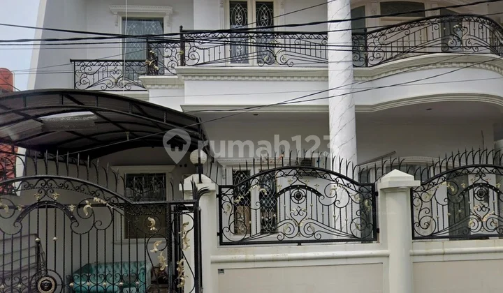 Rumah Mewah 2 Lantai Luas Tanah 270 M2 di Kalideres Jakarta Barat