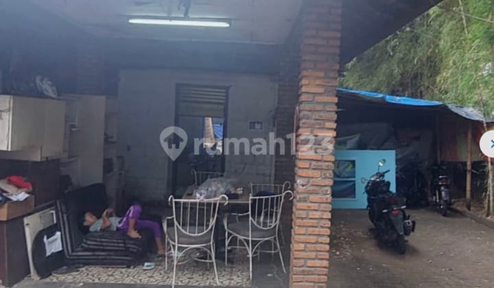 Rumah dengan Luas Tanah 606 M2 di Bintaro Jakarta Selatan