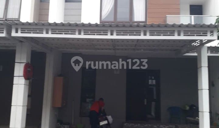 Dijual atau Disewakan Rumah 2 Lantai di Cluster Olive Sumarecon Bekasi