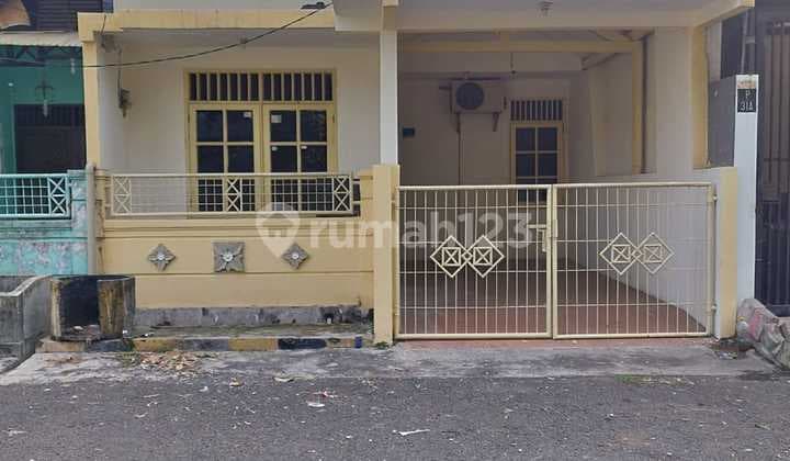 Disewakan Rumah Daerah Wiyung Babatan Mukti