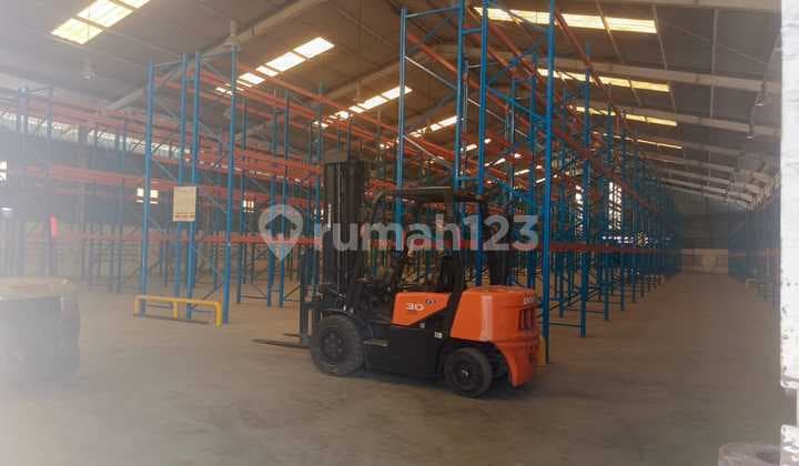 Gudang Rapi Dekat Toll