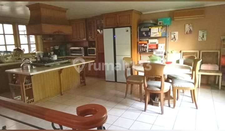 Rumah Mhewah Sudah SHM Harga bisa Nego di Kalideres Jakbar