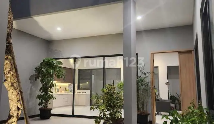 Rumah PPJB 3 Lantai Sirkulasi Udara Maksimal Siap Huni di BSD