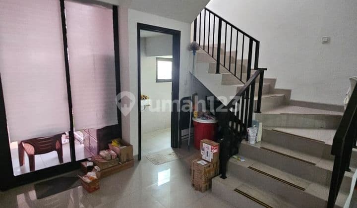 House Free 4 Units AC with Charger for Electric Car in PIK