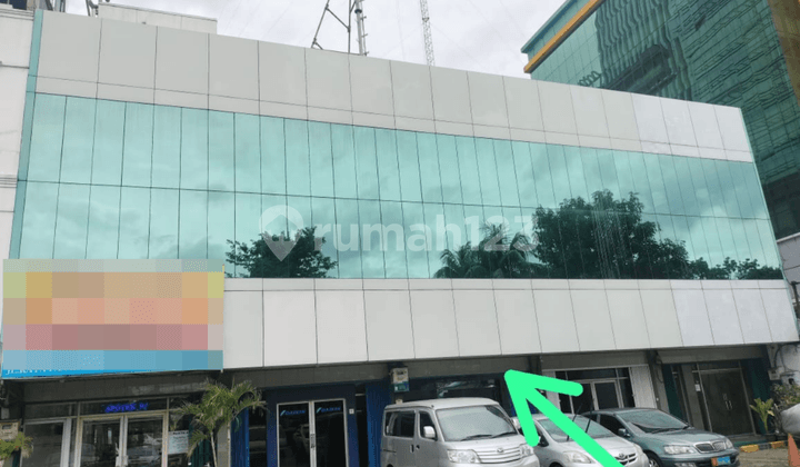 Ruko 3 Lantai Siap Pakai Semi Furnished 2 Unit AC di Pancoran