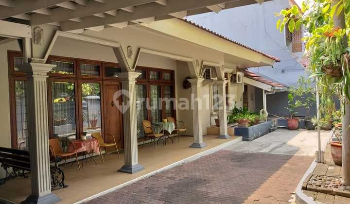 Rumah Luas dan Strategis di Lokasi Premium Jati Padang, Jaksel