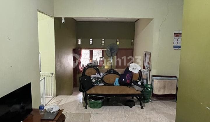 Rumah Non Furnished Dekat Tol Bangunan 1 Lantai di Limo Depok
