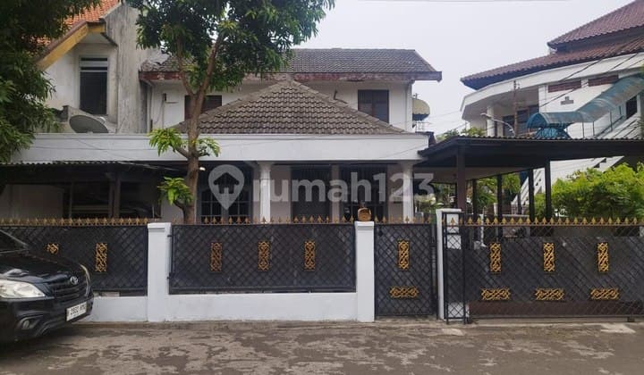 For Quick Sale: 2-Story House in Depkes Complex, Kramat Jati