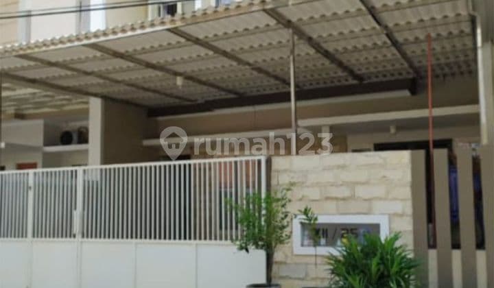 Rumah Minimalis, bisa KPR, Rumah, 2 Lantai, SHM, di Manyar