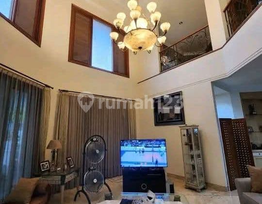 Rumah 2 Lantai di Pondok Indah, Full Furnish & Lengkap Fasilitas