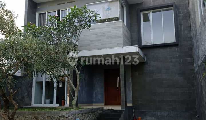 Rumah Mewah Dalam Cluster di Ciwaruga Bandung Utara