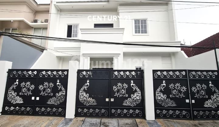 Rumah Baru Siap Huni di Villa Melati Mas 7603