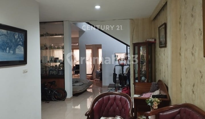 Rumah Bagus 2 Lantai Siap Huni di Villa Bintaro 6926