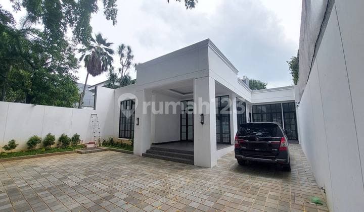 Disewakan Rumah Baru Renovasi di Menteng Jakarta Pusat