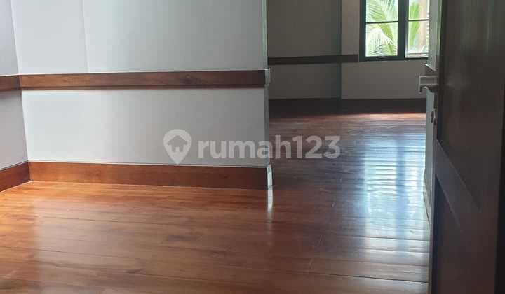 Disewakan Rumah Bebas Banjir di Menteng Jakarta Pusat