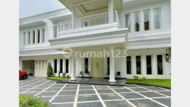 Disewakan Rumah Mewah di Menteng Jakarta Pusat