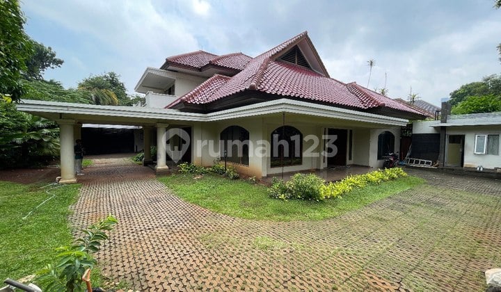 Dijual Rumah Mewah Siap Huni di Menteng Pusat