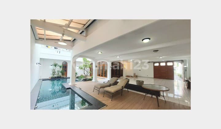 Disewakan Rumah Siap Huni Area Menteng Jakarta Pusat