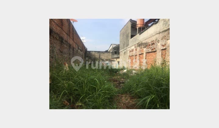 Land for Sale in Menteng Atas, South Jakarta
